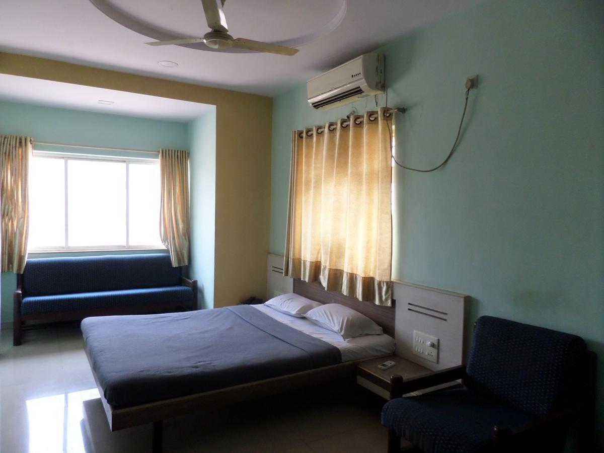 Hotel Sadanand Szangli Kültér fotó